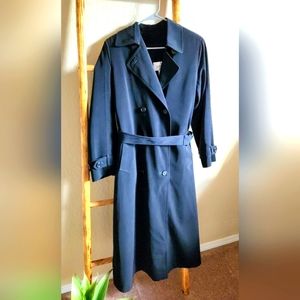 Black Jacqueline Ferrar Coat Size 12 Petite
